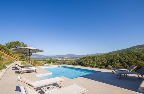 Ortignano Raggiolo House | House ∙ 5 bedrooms ∙ 10 guests