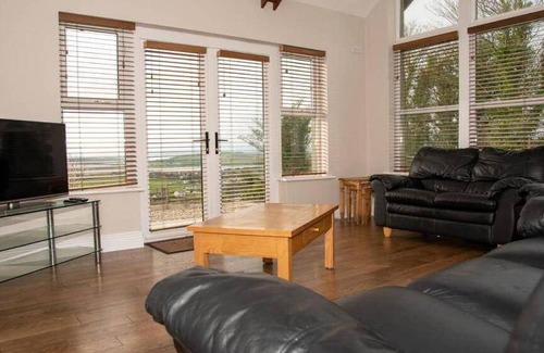 Burnfoot House | House ∙ 6 bedrooms ∙ 13 guests