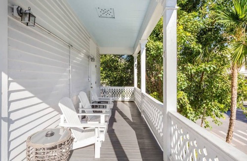 Historic Seaport House | House ∙ 7 bedrooms ∙ 19 guests