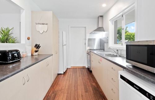 Jindabyne House | House Allinga, great for large or multiple families.