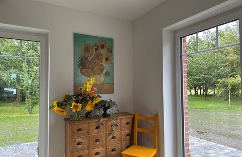 Nordholz Apartment | House Ankerplatz EG - directly behind the dike in the middle of nature