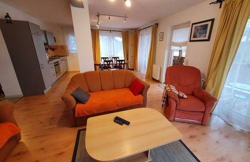 Mandelholz Apartment | House Anna - Apartment with 2 bedrooms and sauna - House Irina & House Anna