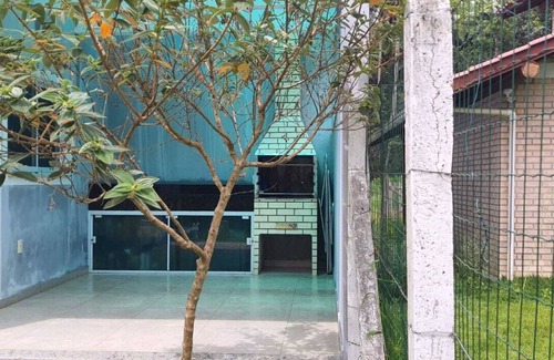 Mariscal House | House between greenery and sea Praia do Mariscal