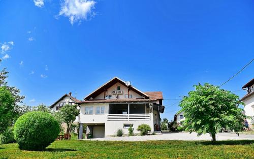 Catrnja House | House Bićanić