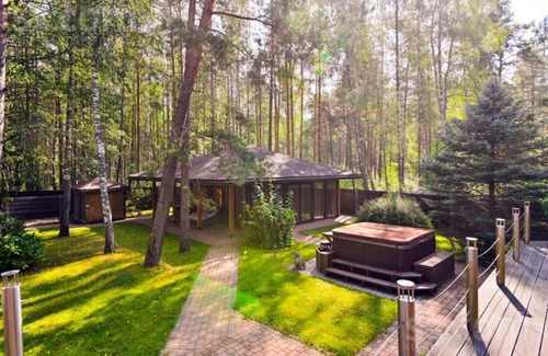 Plavniekkalns Villa | House Carnikava