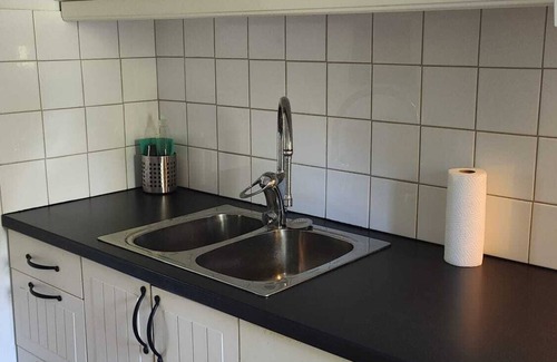 Gustavsvik House | House Close to Beach and Sea in Nacka