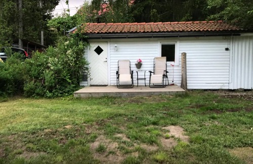 Gustavsvik House | House Close to Beach and Sea in Nacka
