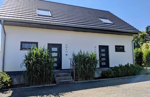 Reppenhagen House | House Dua Ostseenah; 1.000qm garden; children's pool; 3 rooms; 2 bedrooms; WLAN