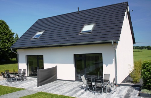 Reppenhagen House | House Dua Ostseenah; 1.000qm garden; children's pool; 3 rooms; 2 bedrooms; WLAN