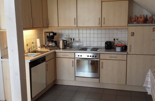 Spadenland Apartment | House Elbgold. Vacation apartment with large eat-in kitchen directly on the Elbe