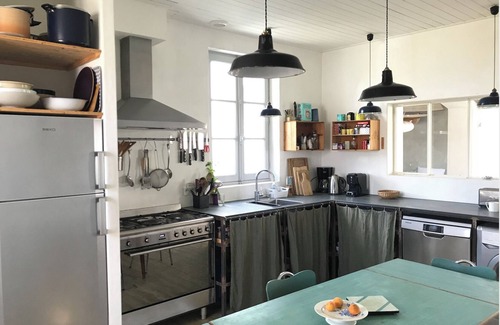 Ile d'Yeu House | House fisherman renovated, comfortable, bright. Prox Port and Plages- Cadouere
