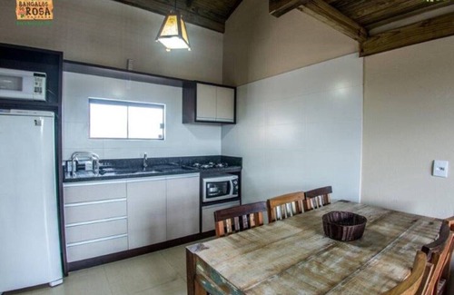 Praia do Rosa House | House for 8 people 500 meters from the sea