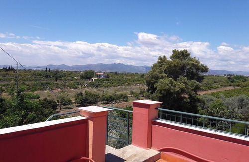 Burriana House | House for up to 14 people, 1 kilometer from the beach.