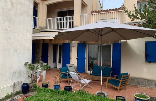 Saintes-Maries-de-la-Mer House | House 10 pers, near sea, terrace, 2 parking spaces