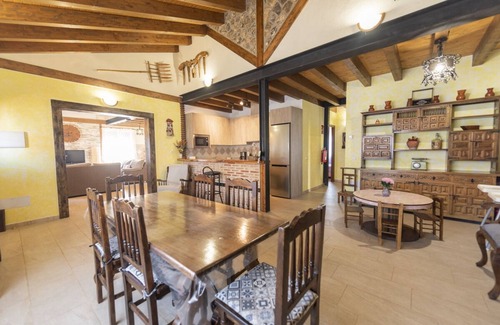 Campo de San Pedro Cottage | House (full rental) Entre Hoces for 10-12 people