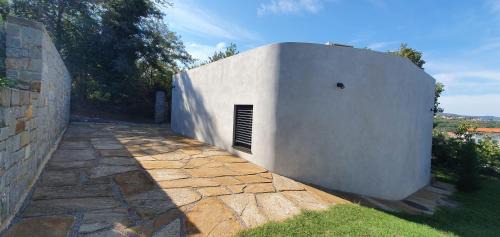 Dekani House | HOUSE G