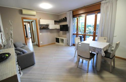 Trezzano sul Naviglio Apartment | House Garden Milano