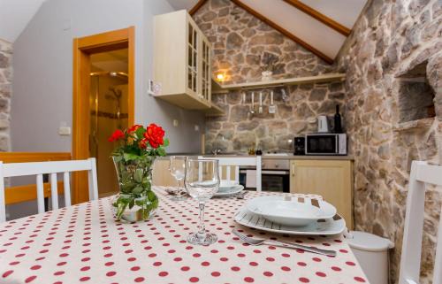 Gata House | House Gordana