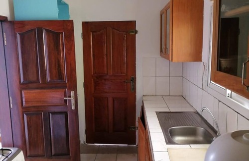 Libreville House | House in a silent neighborhood perfect for the family!