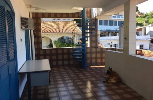 Prainha House | House in front of the beach.