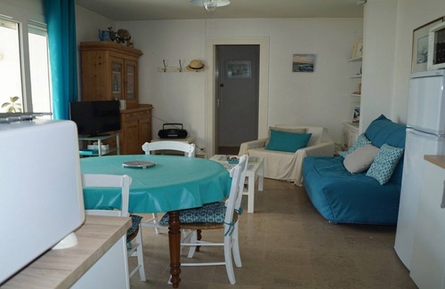 Quartier de l'Hippodrome House | House in Châtelaillon Beach, quiet with enclosed garden