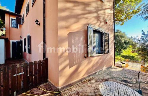 Lake Garda House | house in the archaeological area