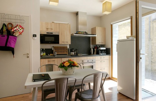 Beaune City Centre House | house in the historic city center of Beaune terrace and aircon !