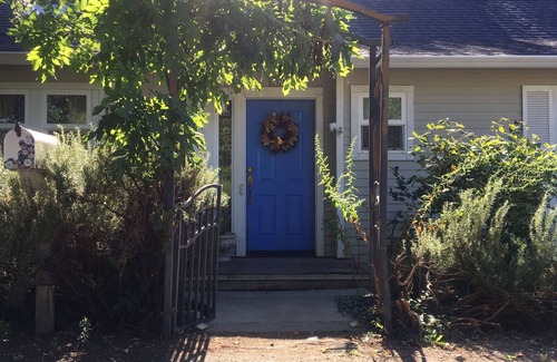 Placerville House | House in town, Perfect for two couples or family