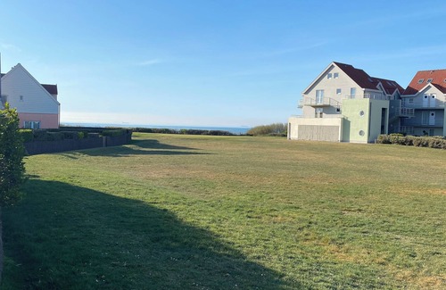 Wimereux House | House Jardin Clos 4-6 persons WIMEREUX near sea, golf and GR 120 Pets ok