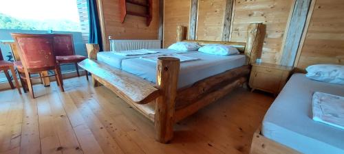 Hrastnik House | House Jaro & Camp Jaro