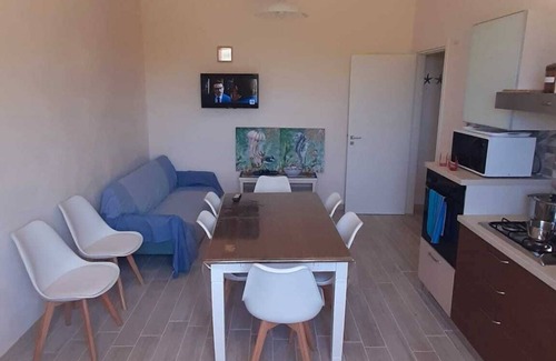 Mockarta Apartment | House kissed by the sea
