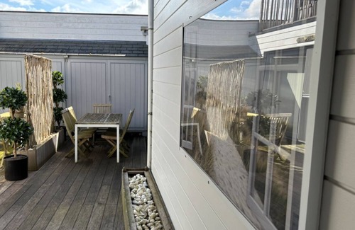 Knokke-Heist House | House Knokke 120m² 3 minutes drive from the sea with sun terrace