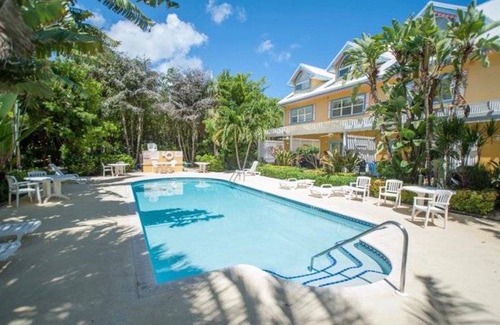 Northwest Point House | House