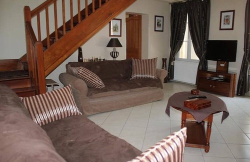 Montagne House | House "La demeure de Bayard" for 10 people 7km from Saint Emilion