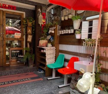 Tainan City Centre Bed & Breakfast | House Lane 123