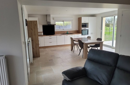 Creances House | House located in a quiet cul-de-sac, close to the dunes.