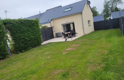 Creances House | House located in a quiet cul-de-sac, close to the dunes.