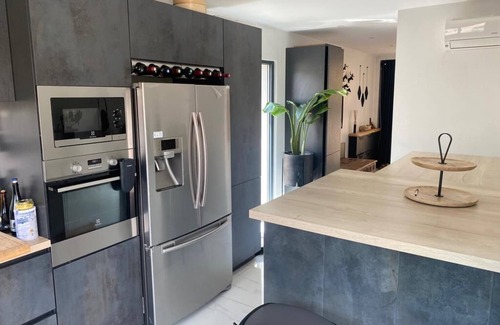 Santy - La Plaine House | House Lyon 8/Parking/Garden/Petanque court