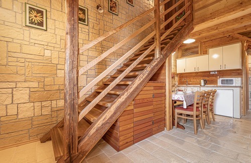 Prem House | House Na Meji With Sauna, Pivka, Slovenia