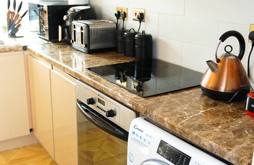 Splott House | House Near Cardiff City Centre