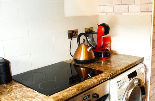Splott House | House Near Cardiff City Centre