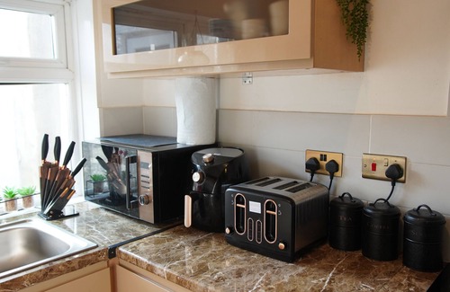 Splott House | House Near Cardiff City Centre