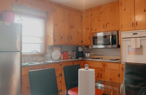 Locust Grove House | House near Downtown and UVA location!
