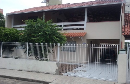 Penha House | House near the park Beto Carreiro