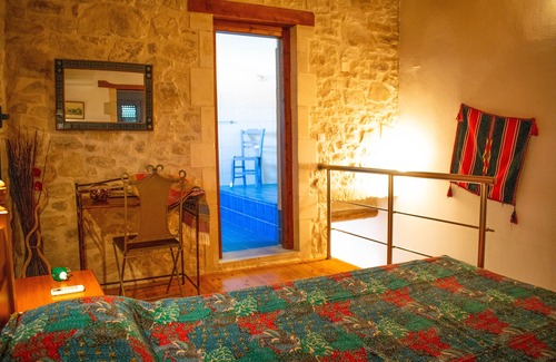Filaki House | House Nikiforou foka