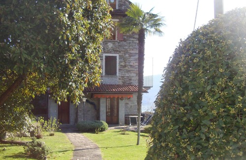 Piazza House | HOUSE OF CHARACTER LAKE MAJOR