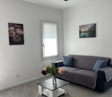 Spinea Apartment | House of Flowers