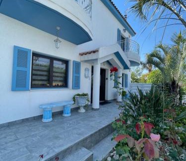 Livadia House | House of Hera