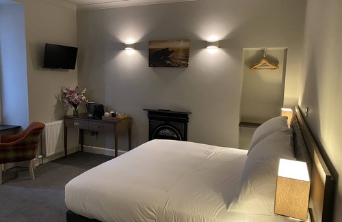 Broadford Hotel | House Of Juniper - The Manse