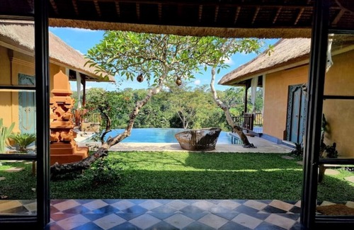 Sayan House | House of Lights: Intelligent Luxury in Ubud (3BR) With Staff &Daily Housekeeping